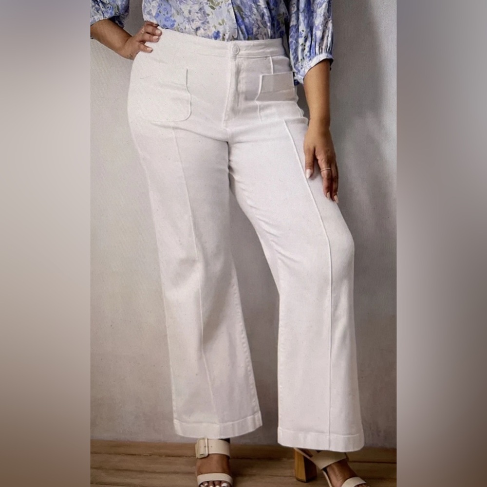 NEW…LC Lauren Conrad Super High-Rise Wide-Leg Pants